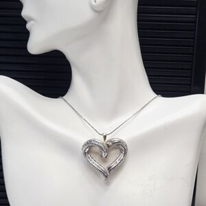 Elegant Silver And Diamonds Heart Pendant Necklace
